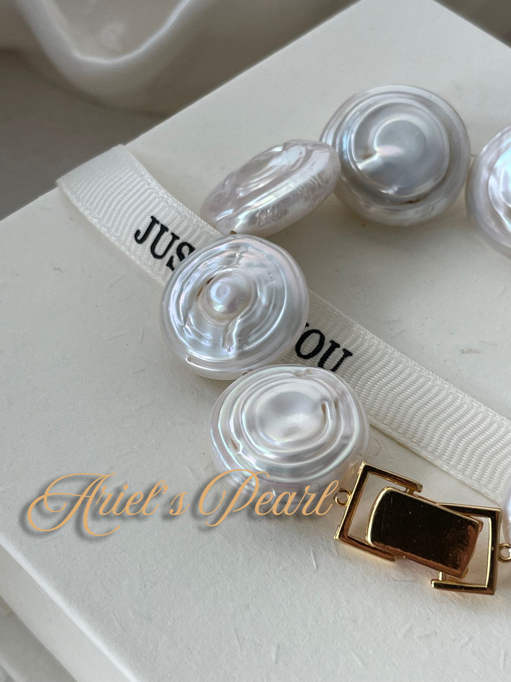 Modern Baroque Coin Pearl Bracelet – Freshwater Pearls, 18K Gold Vermeil Hardware