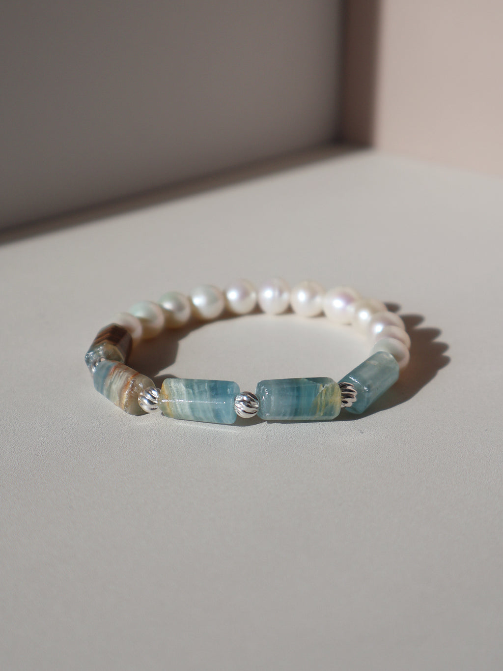 Lemurian Aquatine Calcite & Pearl Bracelet – Freshwater Pearl Stretch Bracelet