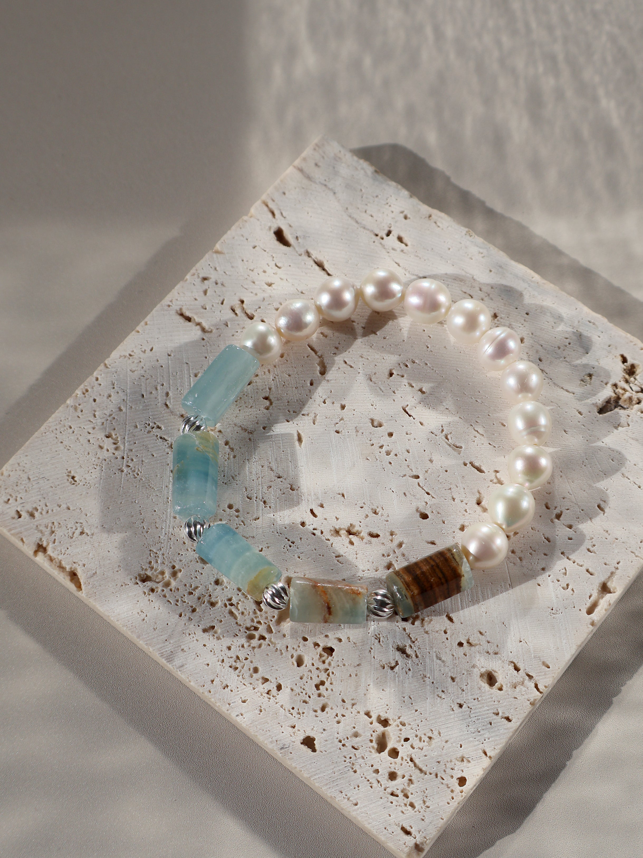 Lemurian Aquatine Calcite & Pearl Bracelet – Freshwater Pearl Stretch Bracelet