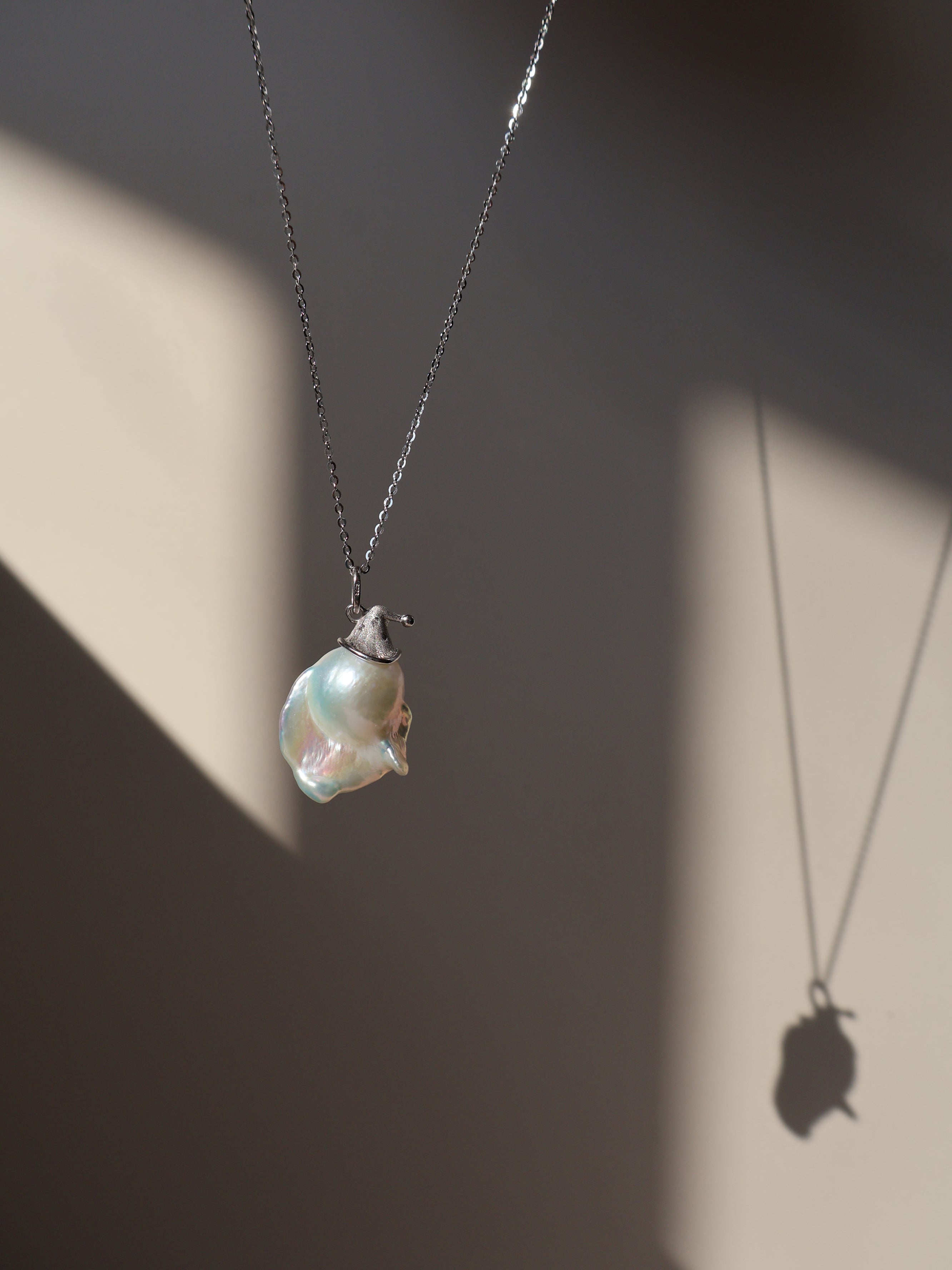 Baroque Pearl Pendant Necklace – Witch hat Design, Sterling Silver